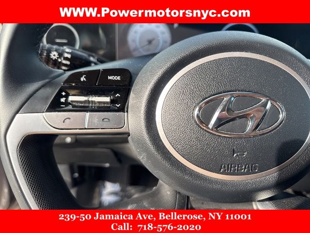 2023 Hyundai Elantra SEL Image 33 of 37