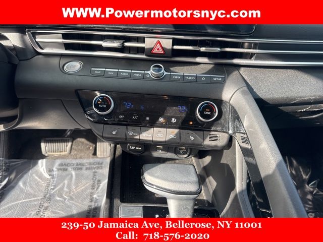 2023 Hyundai Elantra SEL Image 27 of 37