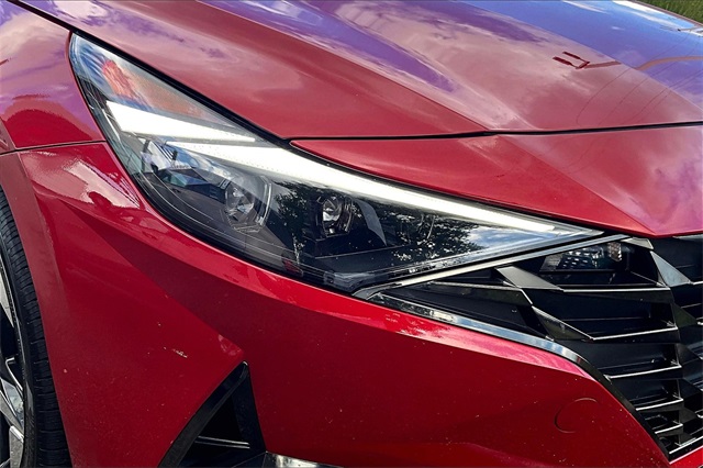 2023 Hyundai Elantra Hybrid Limited Image 26 of 32