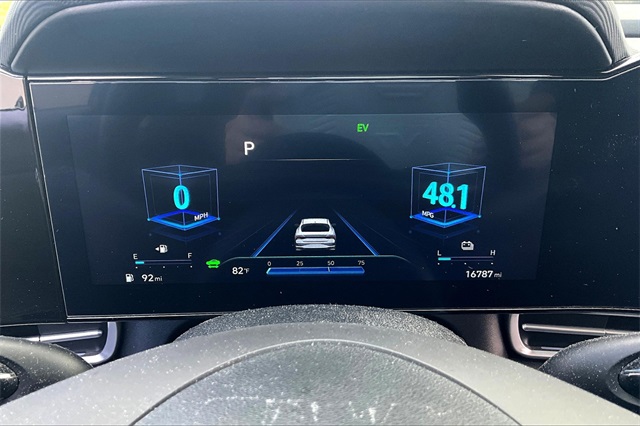 2023 Hyundai Elantra Hybrid Limited Image 19 of 32