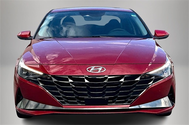 2023 Hyundai Elantra Hybrid Limited Image 2 of 32