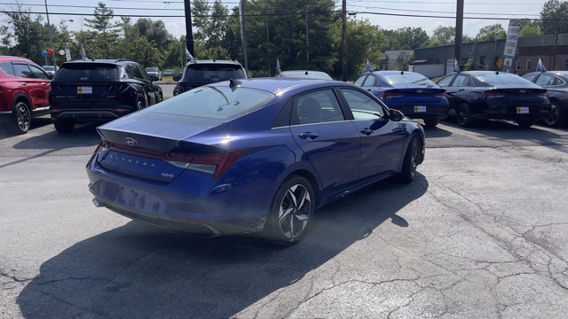 Vehicle image 5 of 29