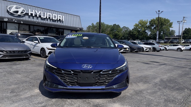 Vehicle image 2 of 29