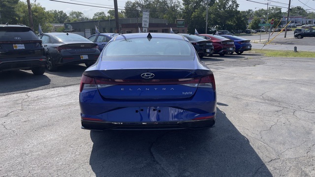 Vehicle image 7 of 29