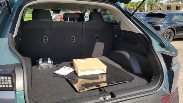 Vehicle image 12 of 34