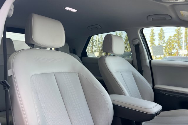 2023 Hyundai IONIQ 5 SEL Image 12 of 30