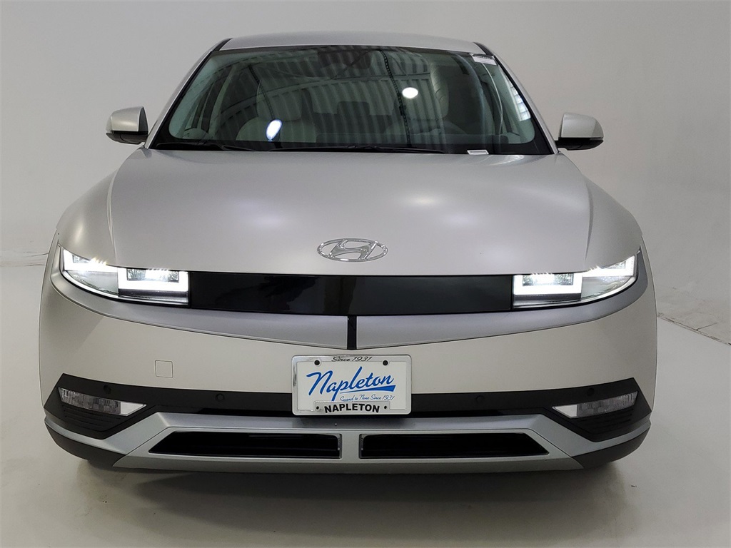 Vehicle image 2 of 35
