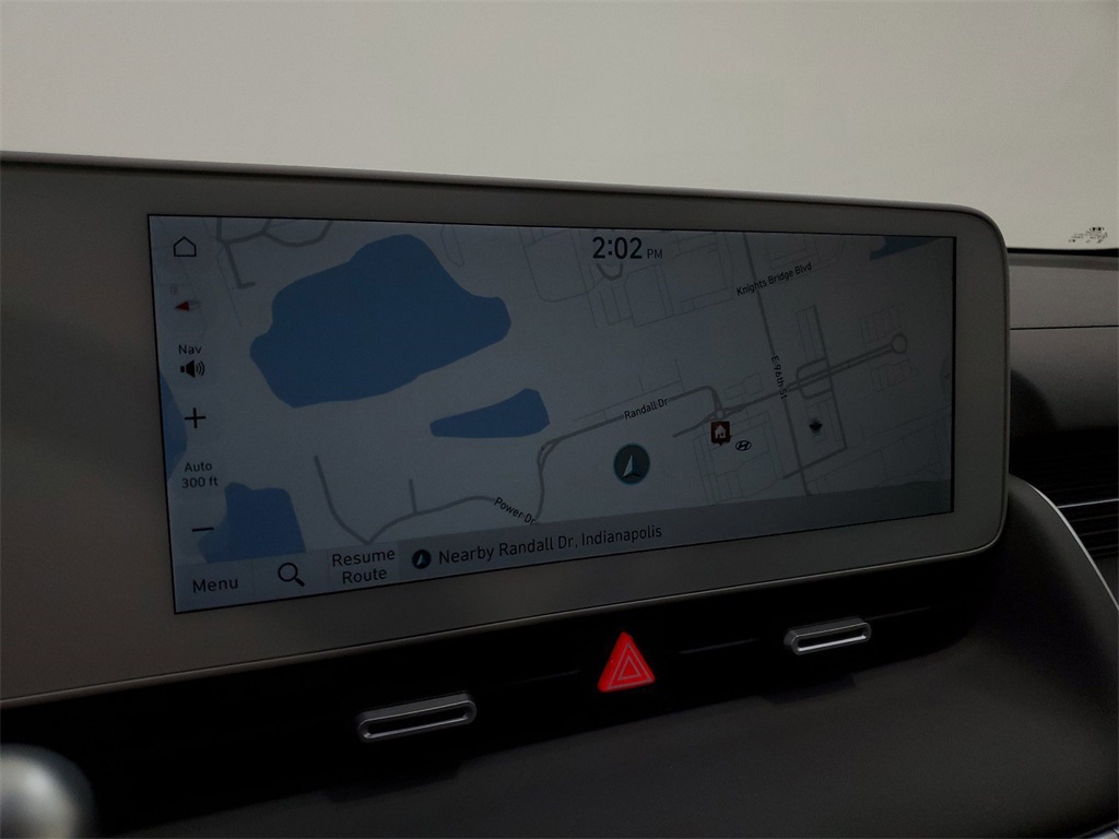 Vehicle image 13 of 35