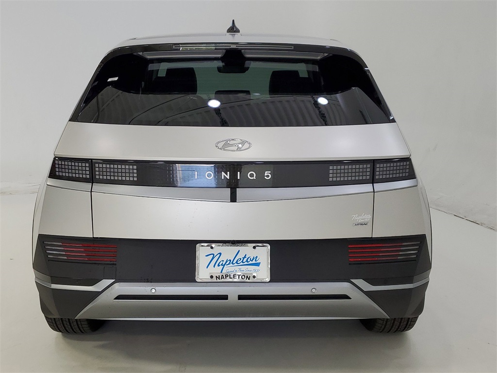 Vehicle image 5 of 35
