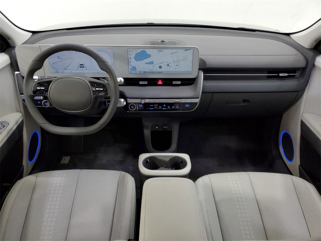 Vehicle image 9 of 35