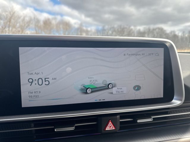 Vehicle image 19 of 32