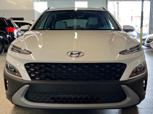 Vehicle image 3 of 24