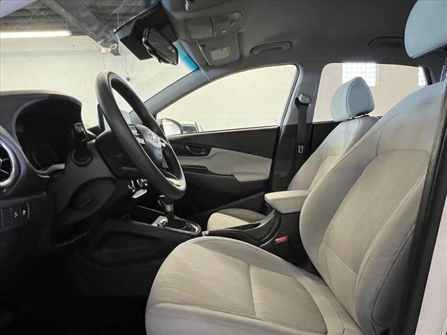 Vehicle image 7 of 24