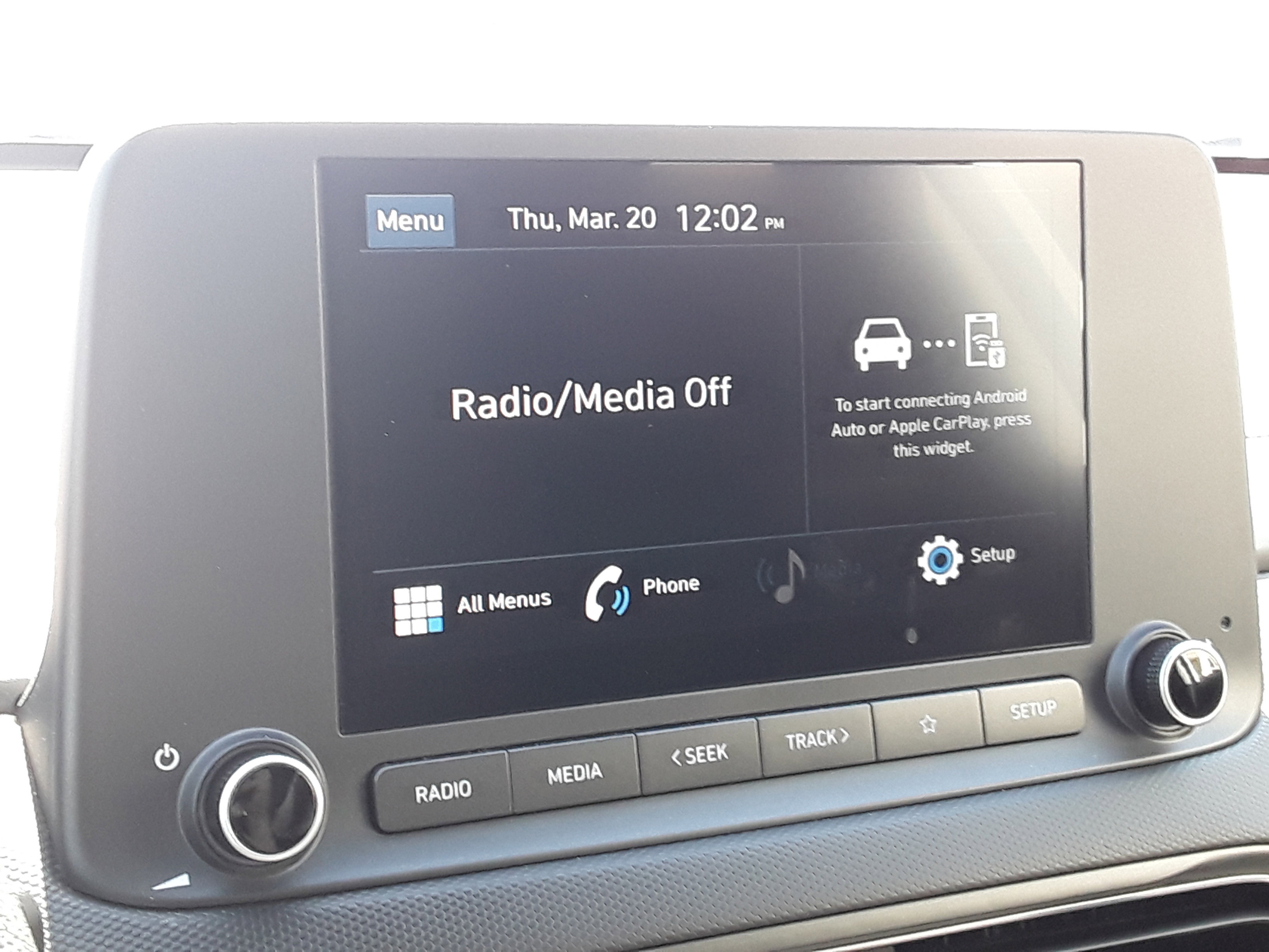 Vehicle image 18 of 22