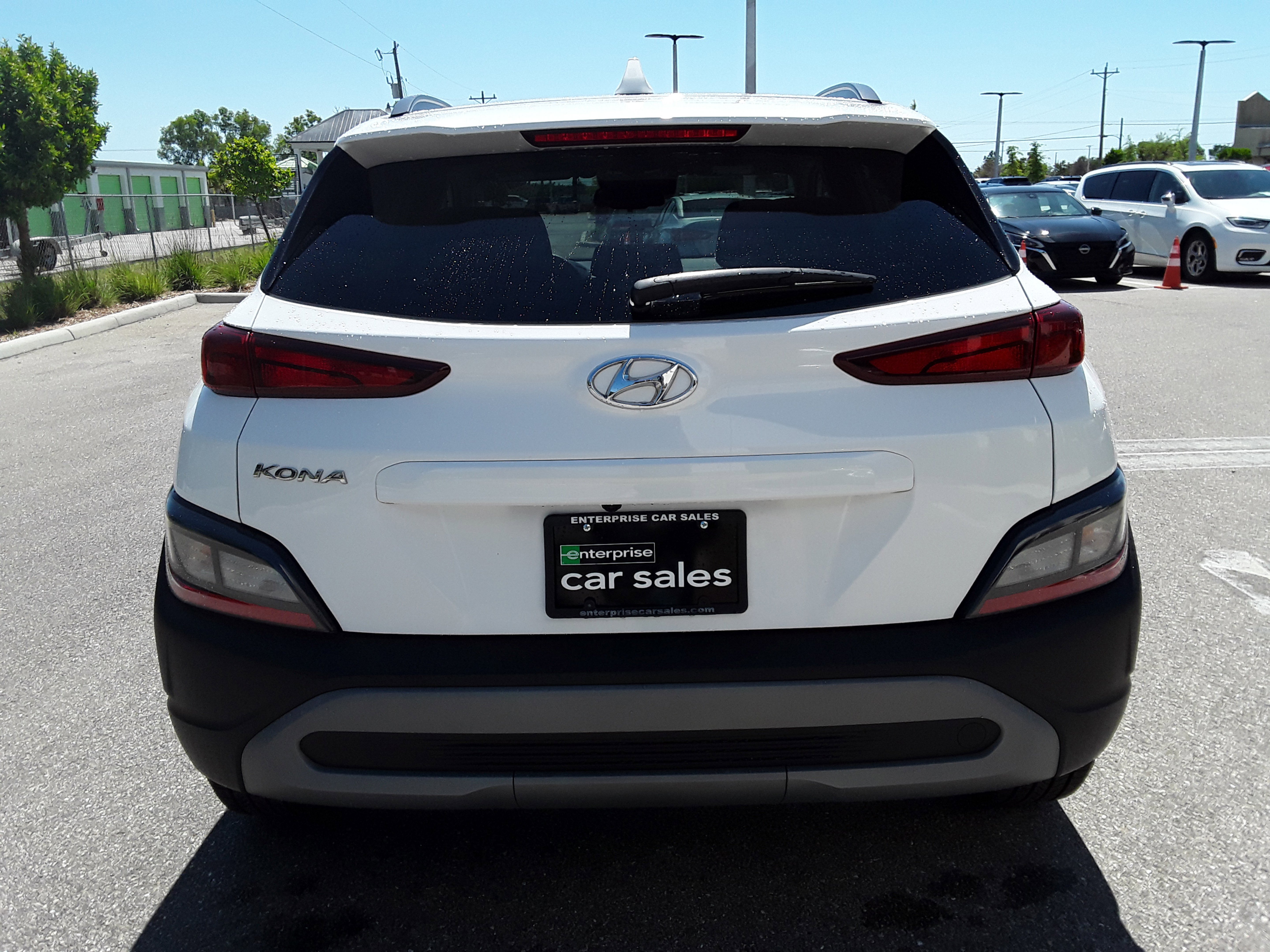 Vehicle image 6 of 22
