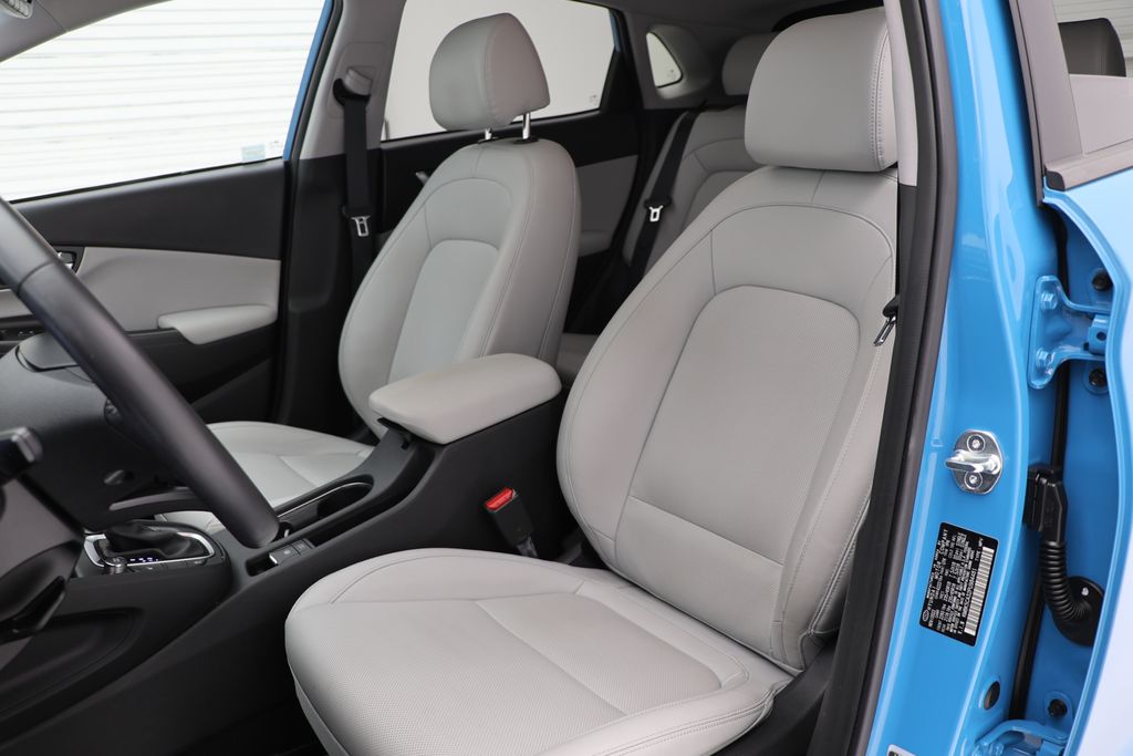 2023 Hyundai Kona Limited Image 16 of 31