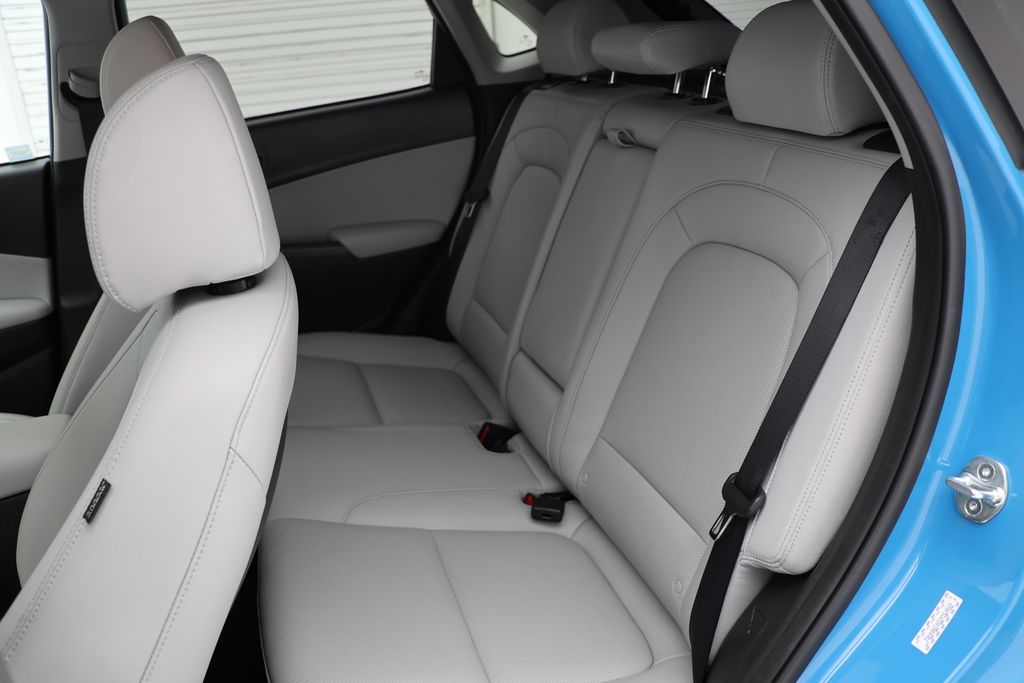 2023 Hyundai Kona Limited Image 12 of 31