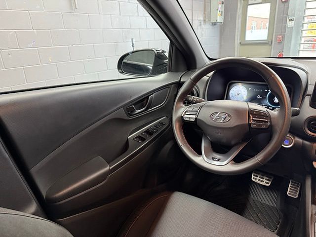 Vehicle image 41 of 61
