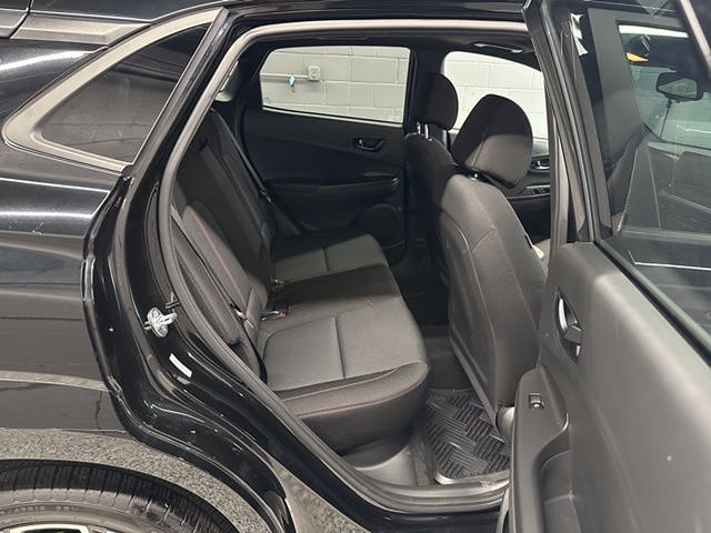 Vehicle image 34 of 61
