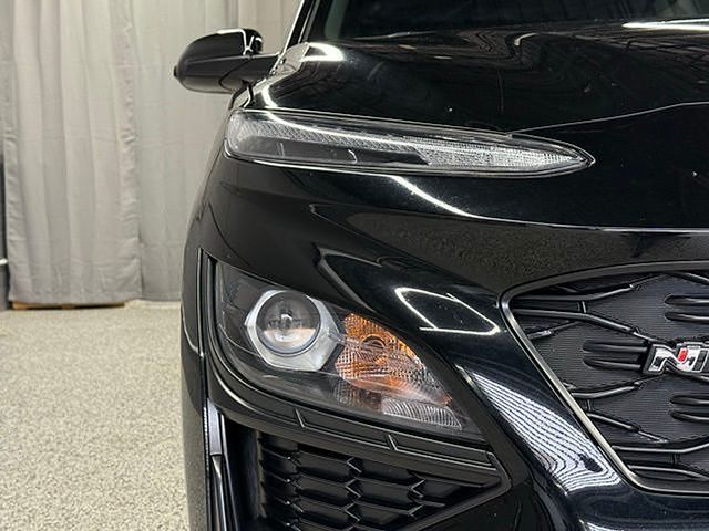 Vehicle image 14 of 61