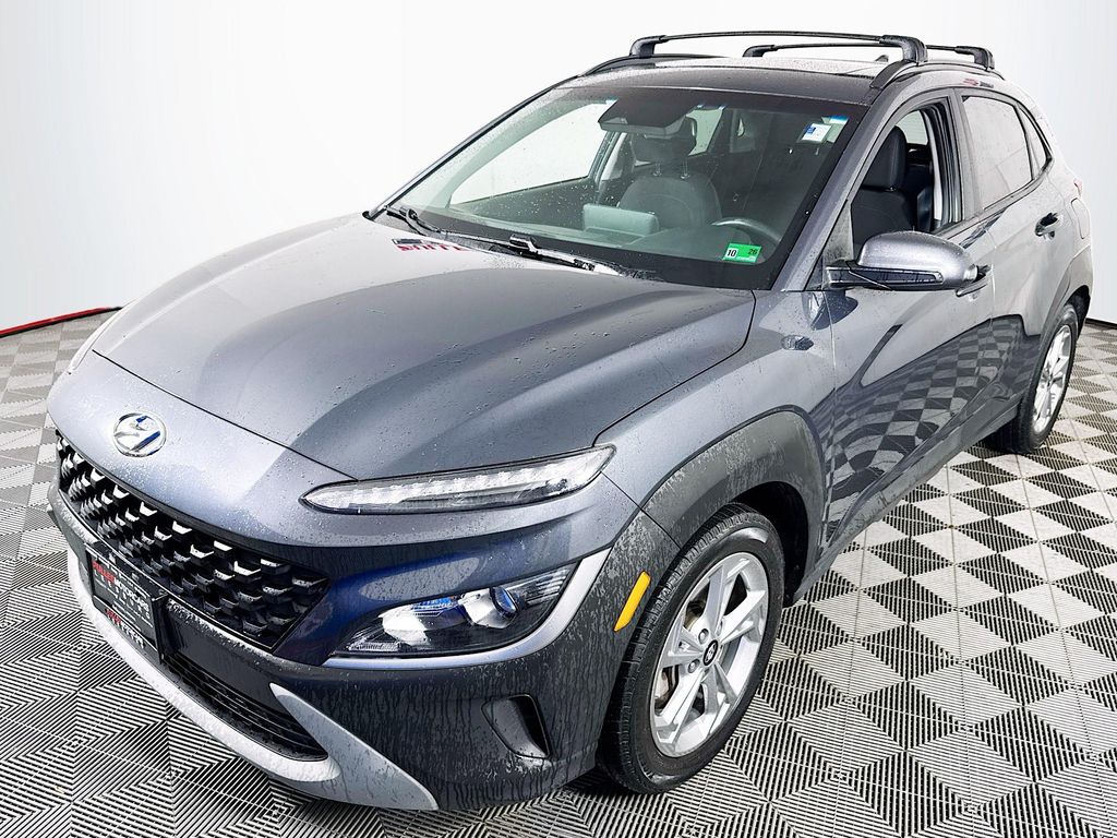 2023 Hyundai Kona SEL Image 1 of 29