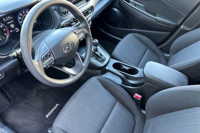 Vehicle image 10 of 37