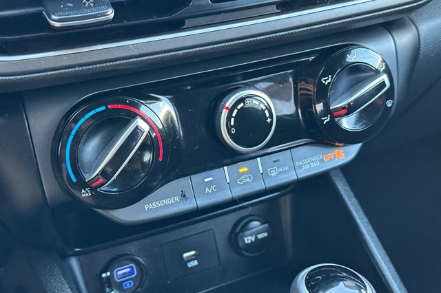Vehicle image 20 of 37