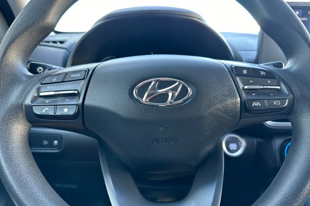 Vehicle image 23 of 37