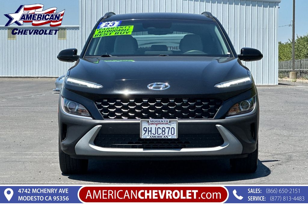 2023 Hyundai Kona SEL Image 2 of 40
