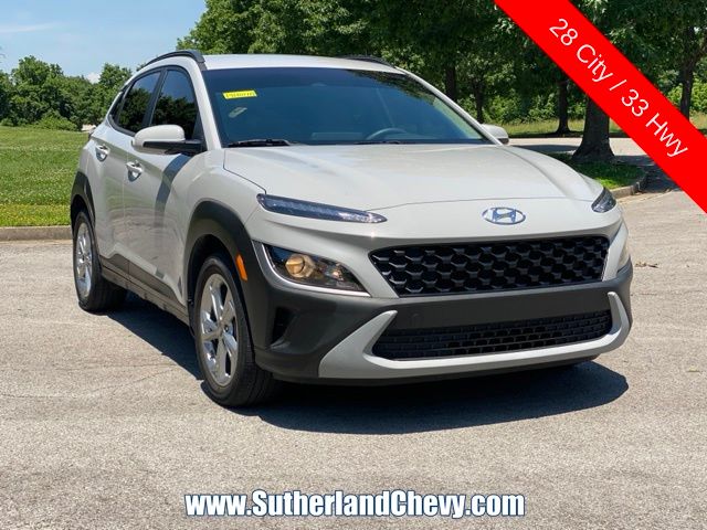 2023 Hyundai Kona SEL Image 3 of 41