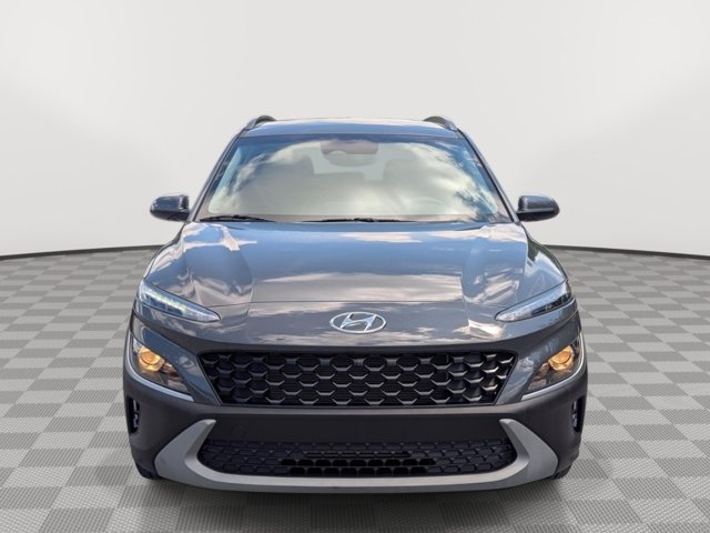 2023 Hyundai Kona SEL Image 2 of 29