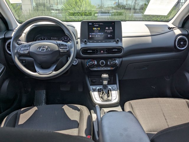 Vehicle image 15 of 32