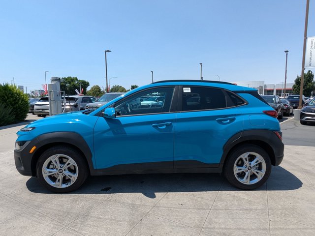 Vehicle image 8 of 32