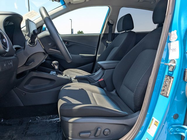 Vehicle image 13 of 32