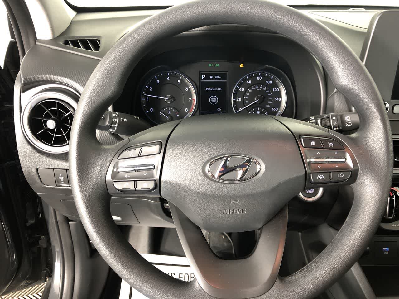 Vehicle image 17 of 39