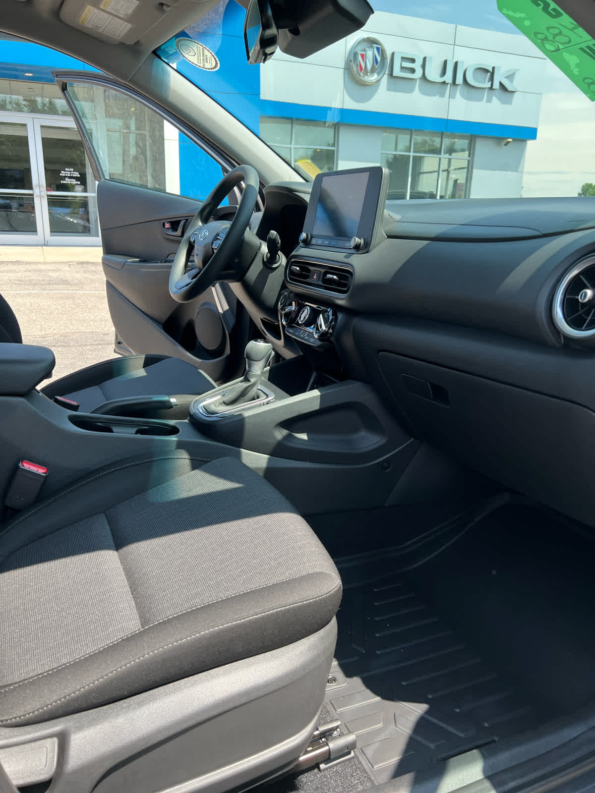 Vehicle image 36 of 39