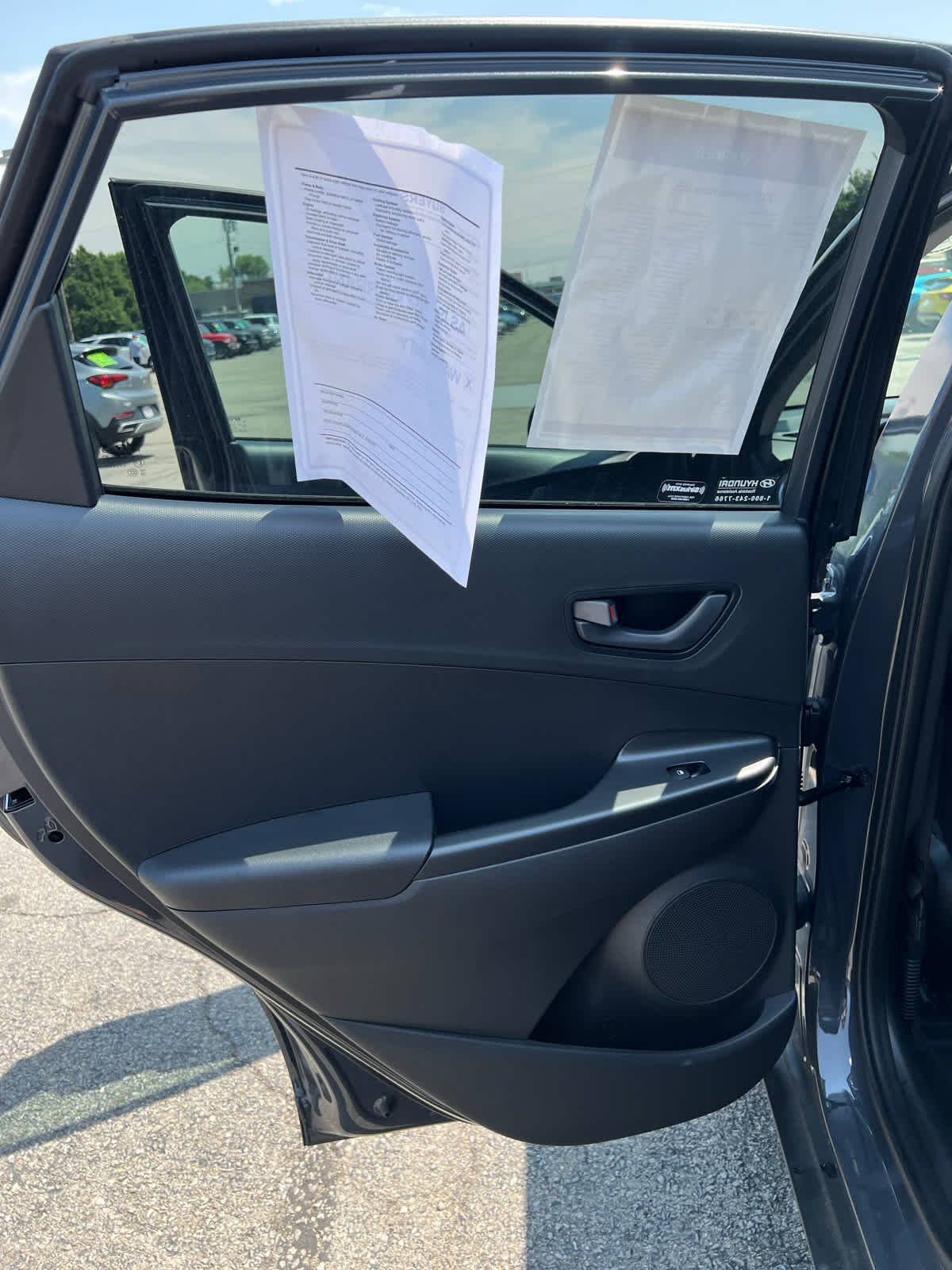 Vehicle image 32 of 39