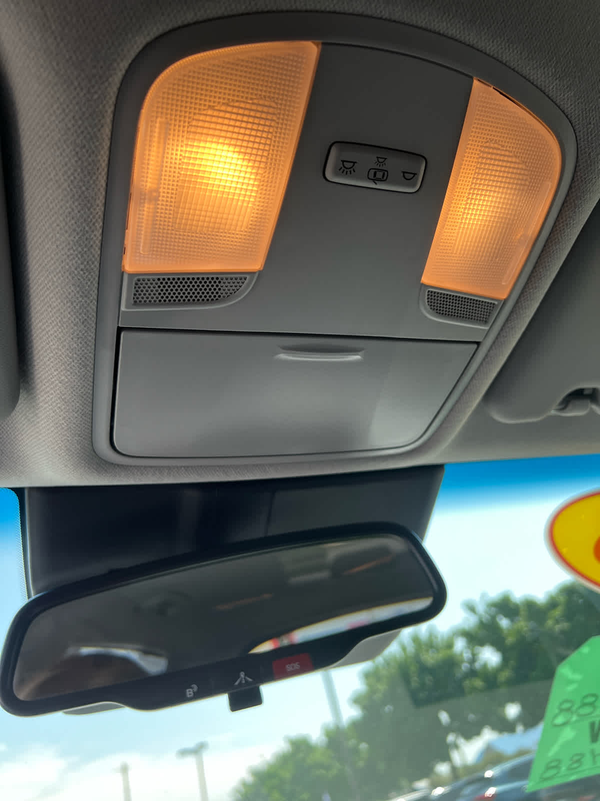Vehicle image 29 of 39