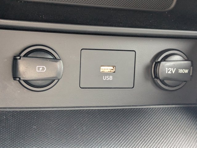 Vehicle image 27 of 30