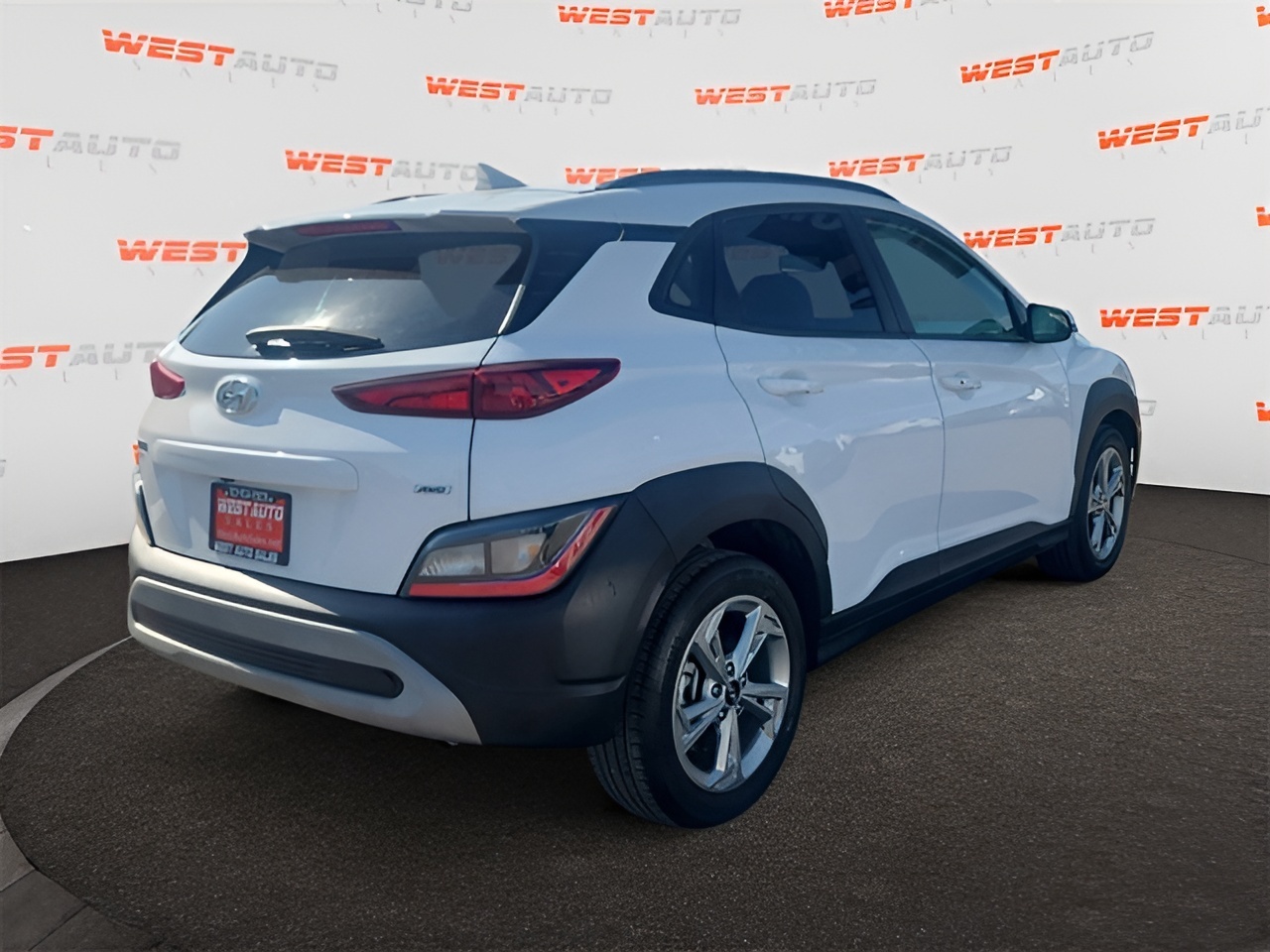 Vehicle image 35 of 38