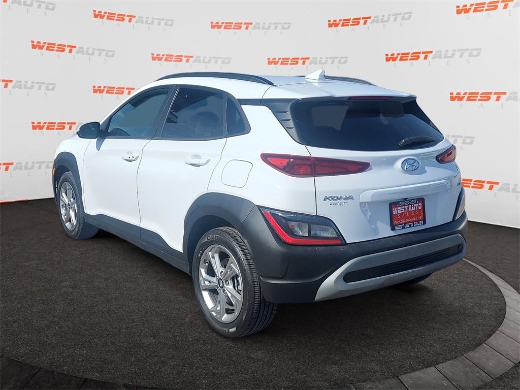 Vehicle image 7 of 38