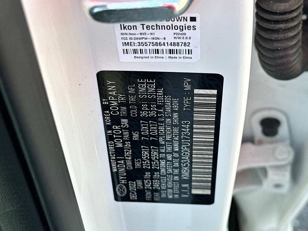 Vehicle image 22 of 27