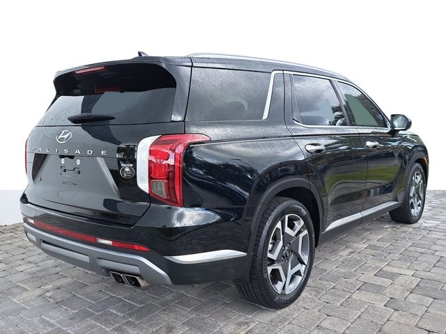 2023 Hyundai Palisade Limited Image 4 of 35
