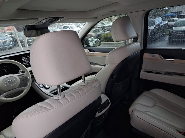 2023 Hyundai Palisade Limited Image 15 of 35