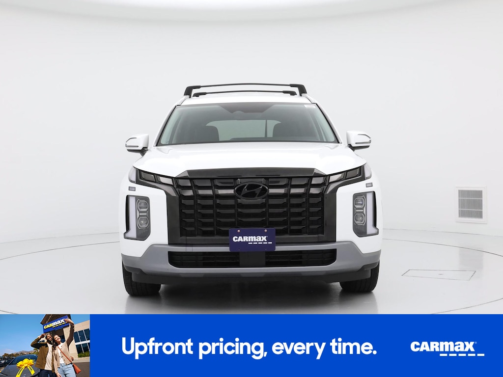 2023 Hyundai Palisade SEL Image 2 of 23