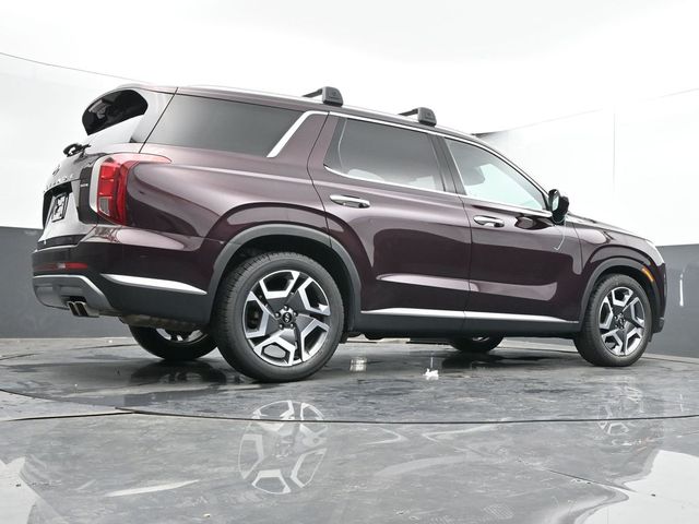 Vehicle image 31 of 70