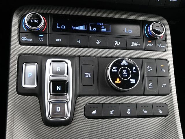 Vehicle image 62 of 70