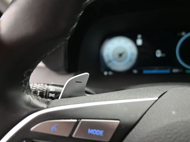 Vehicle image 57 of 70
