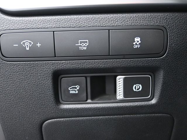 Vehicle image 54 of 70