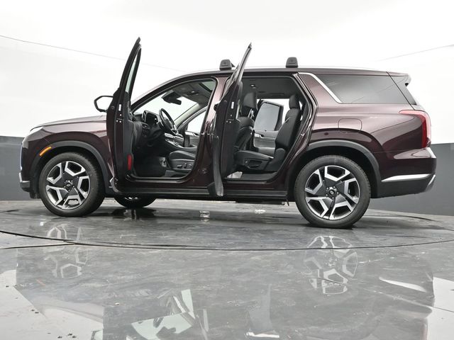 Vehicle image 44 of 70